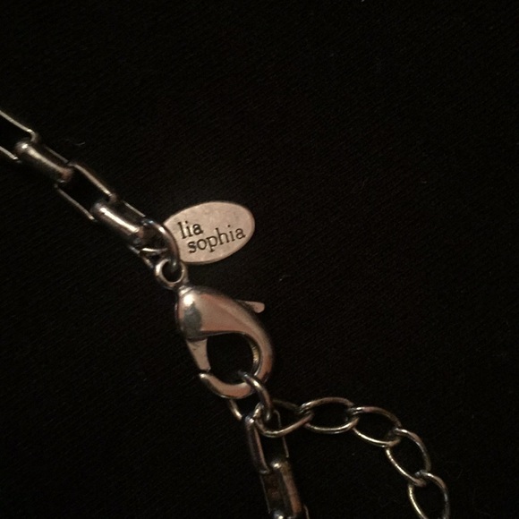 Lia Sophia Cameo Statement Necklace - Picture 3 of 5